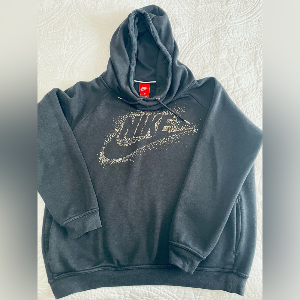 Nike Womens Rally Black Pullover Graphic Funnel Neck Hoodie Size Large